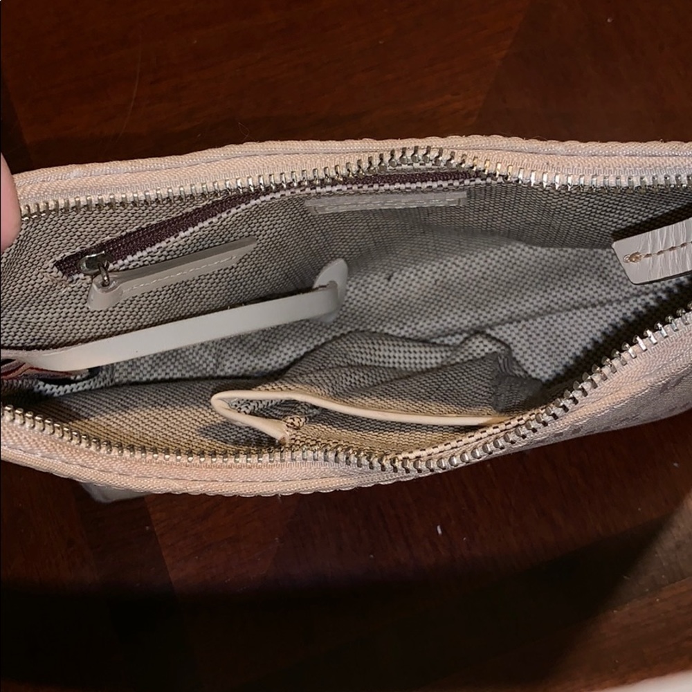 Dooney&Bourke purse